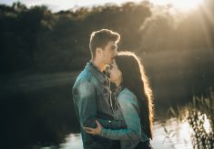 【Dcard熱門事件】是喜歡還是愛?七夕和男友過但心中卻想著他
