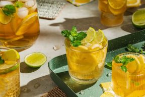 Read more about the article 喉嚨乾癢、咳不停？這８樣「潤喉飲食」助舒緩